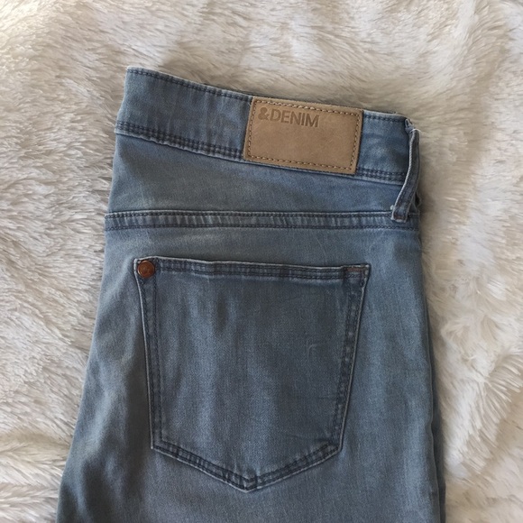 H&M Denim - LIGHT WASHED SKINNY JEANS